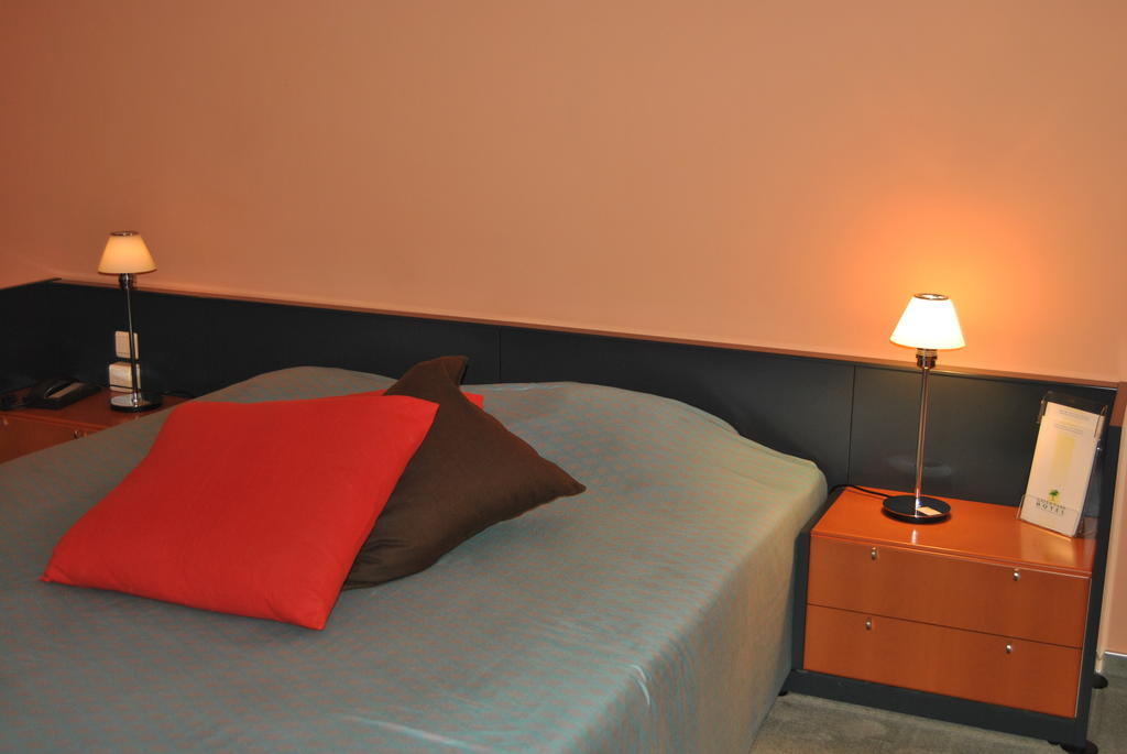 Sint-Pieters-Leeuw Greenpark Hotel חדר תמונה