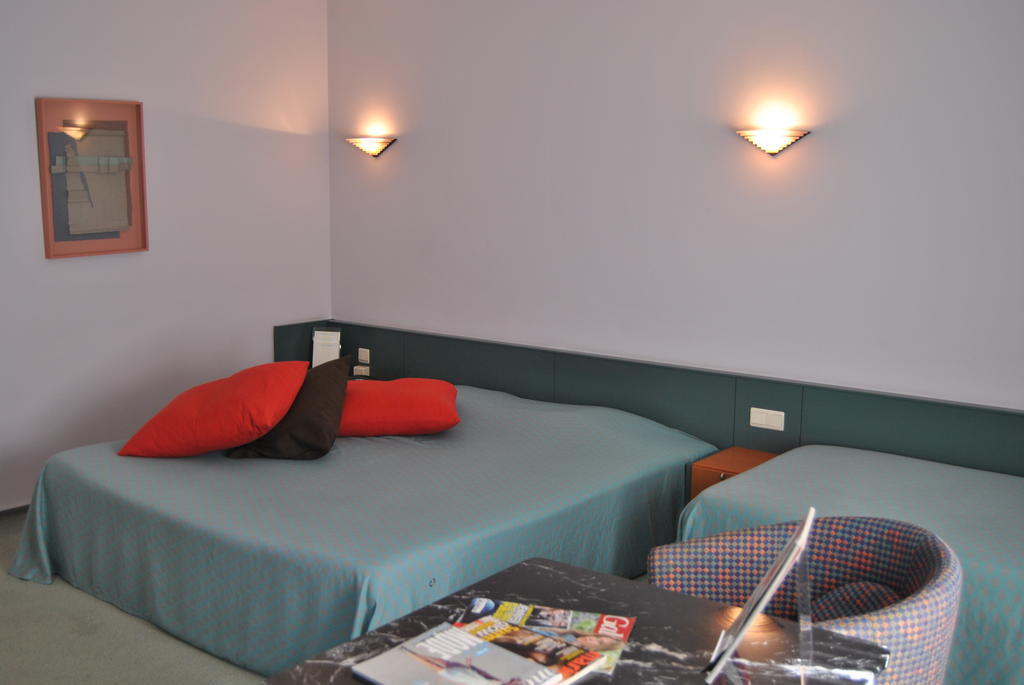 Sint-Pieters-Leeuw Greenpark Hotel חדר תמונה